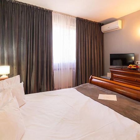 Hotel Brilliant Meses Zalău Εξωτερικό φωτογραφία