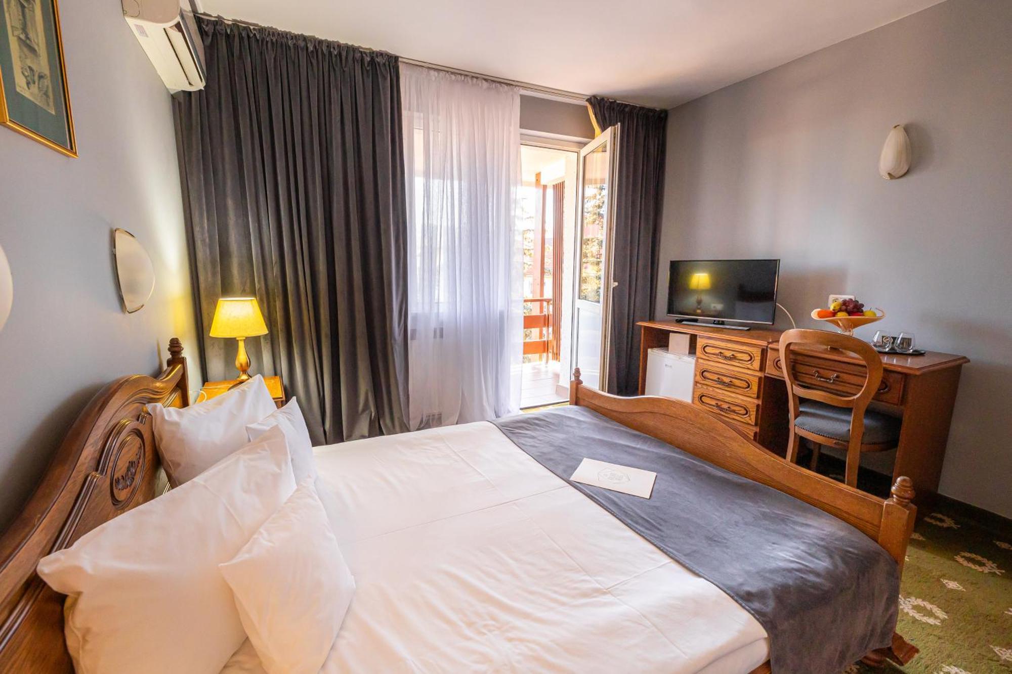 Hotel Brilliant Meses Zalău Εξωτερικό φωτογραφία