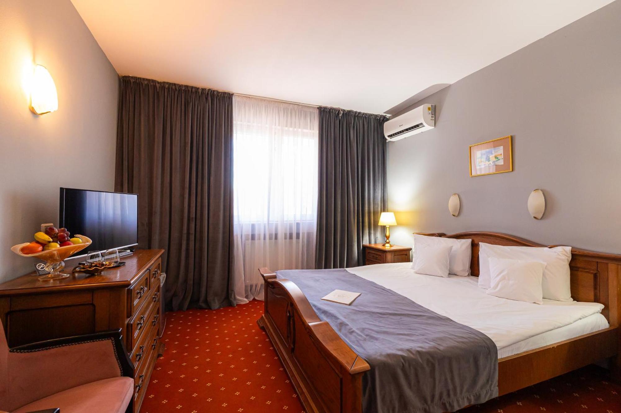 Hotel Brilliant Meses Zalău Εξωτερικό φωτογραφία