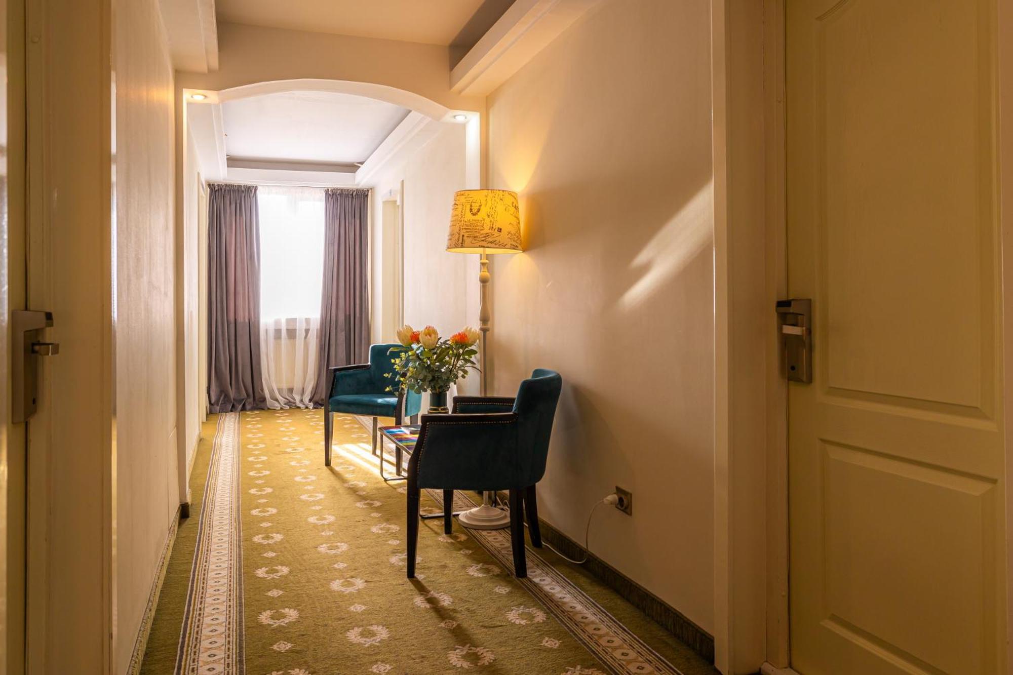 Hotel Brilliant Meses Zalău Εξωτερικό φωτογραφία