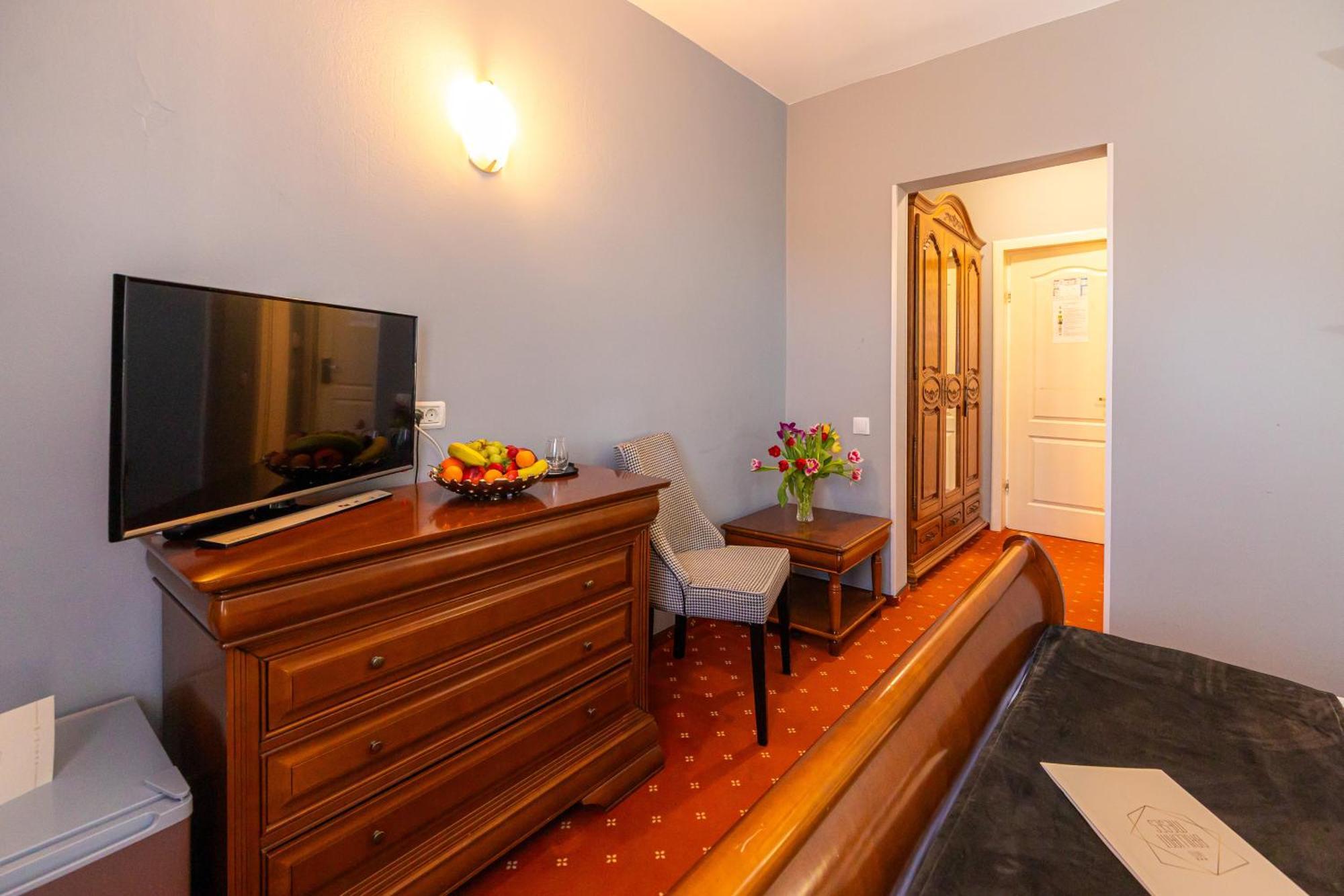 Hotel Brilliant Meses Zalău Εξωτερικό φωτογραφία
