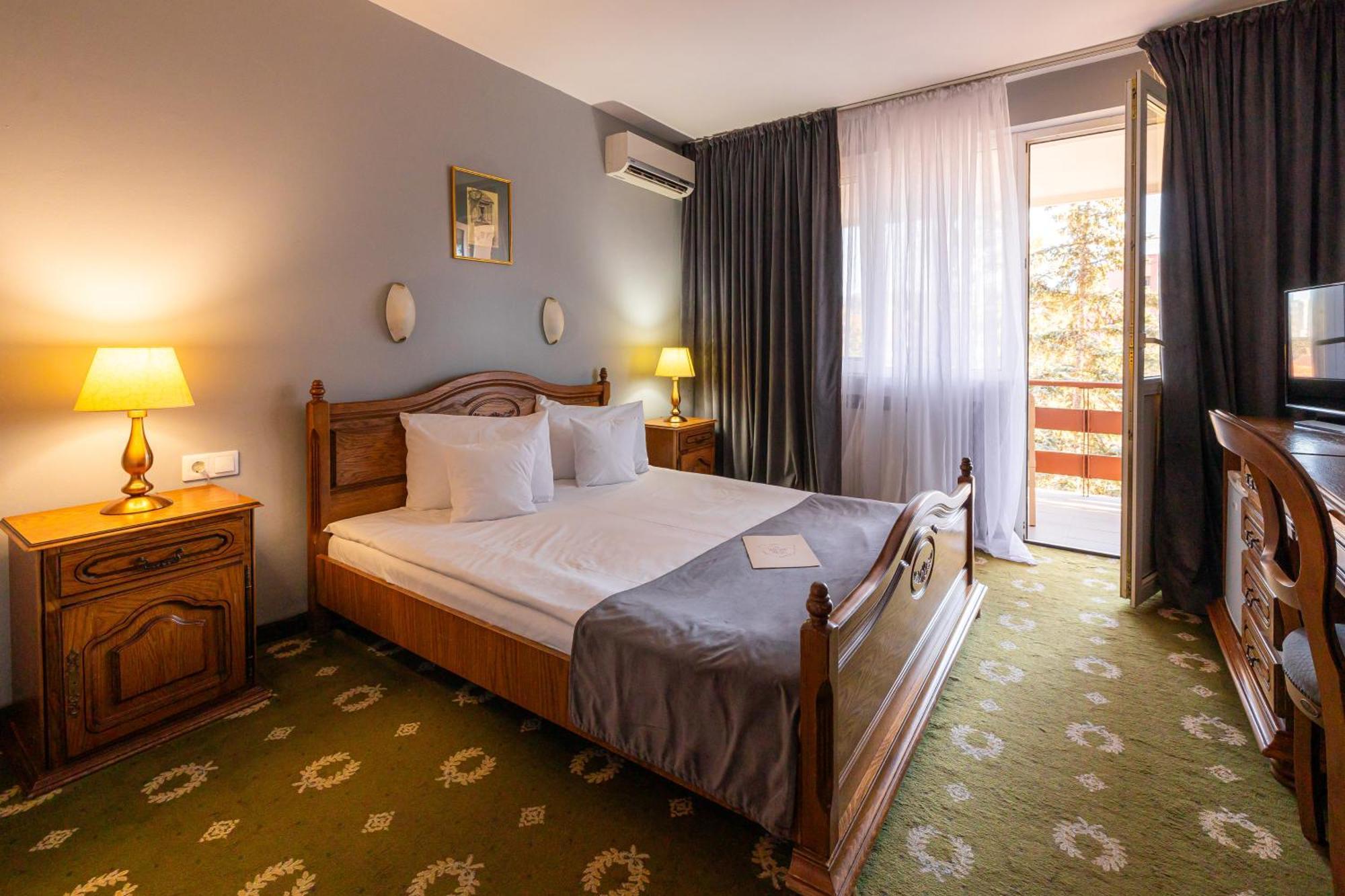 Hotel Brilliant Meses Zalău Εξωτερικό φωτογραφία